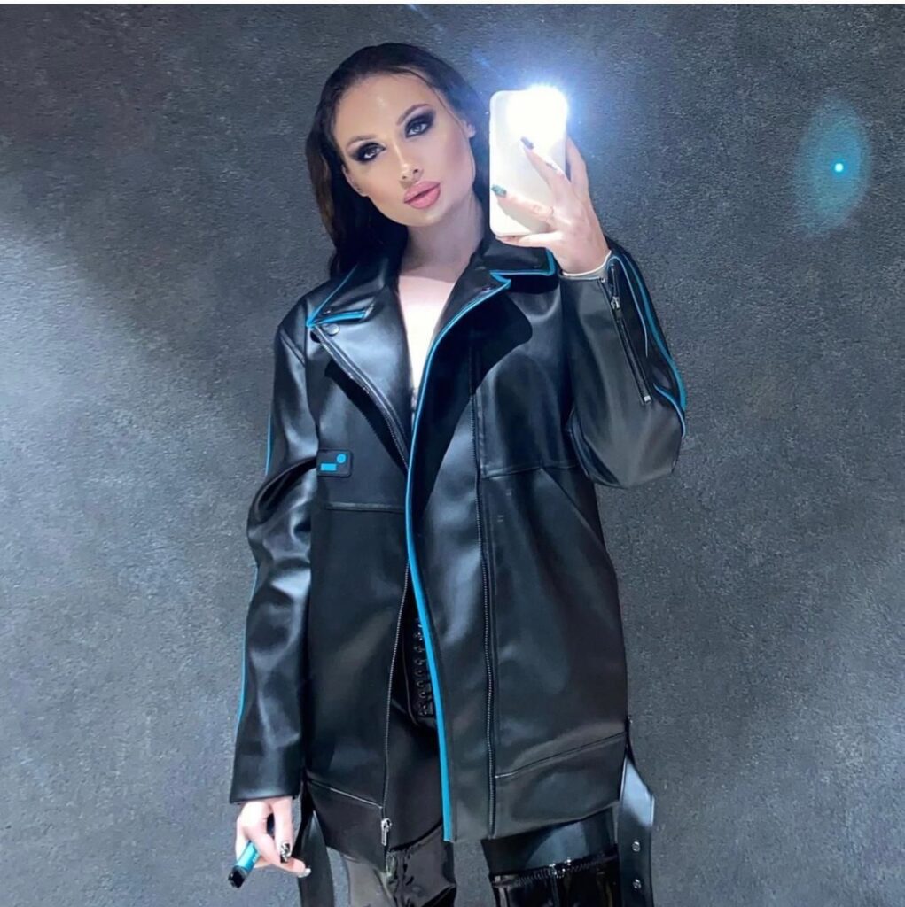 Элитная эскортница Мира Drive Models