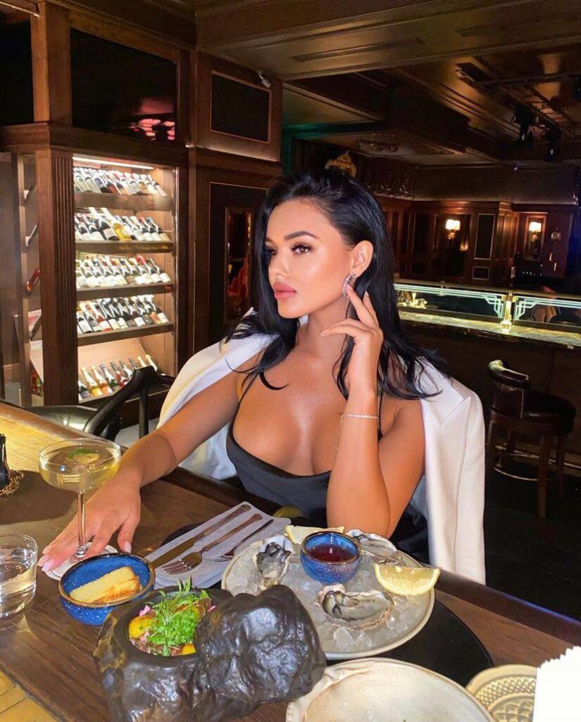 Модель Рената Premium Models